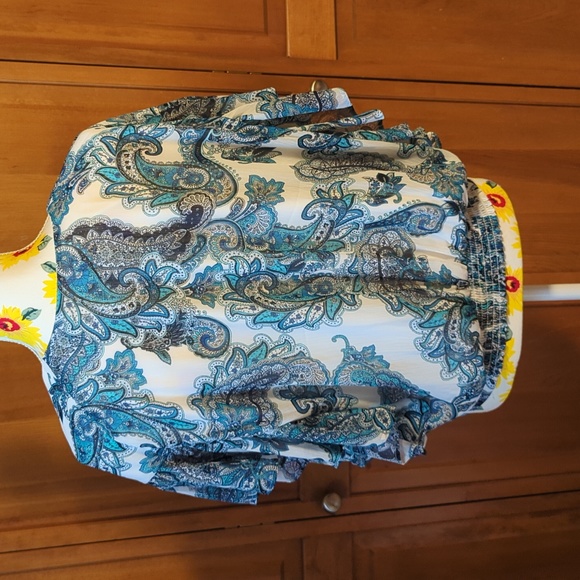 Express V-neck Flutter Sleeve Surplice Blouse Size M - Picture 2 of 5